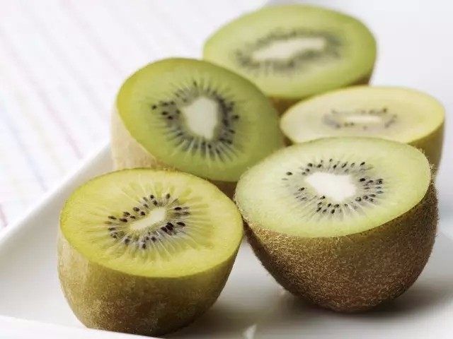 女人常吃猕猴桃好处多，八招教你挑选好吃的猕猴桃！