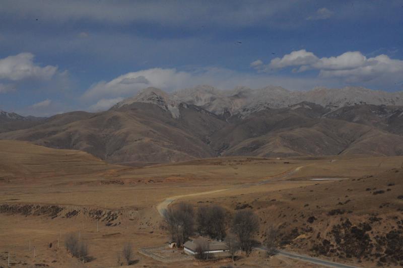 翻山越岭只为遇见仓央嘉措