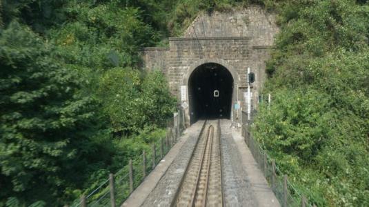 公路隧道工程施工中的难点与技术